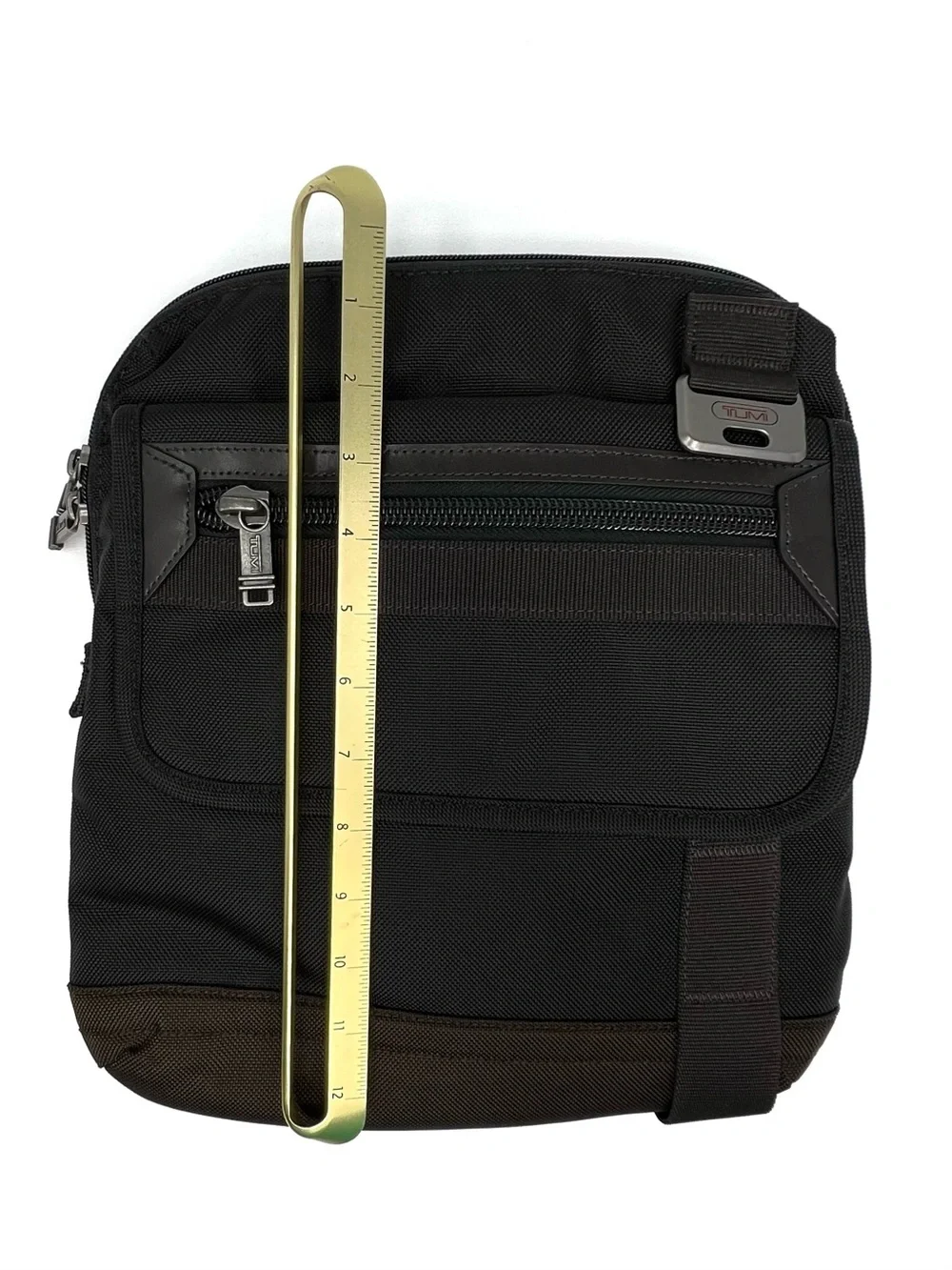 Tumi Eastern Zip Top Flap Crossbody Hickory Brown Nylon Messenger Bag Like New